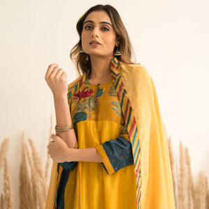 Yellow Ombre Kali mix and match Kurta set with dupatta and pants