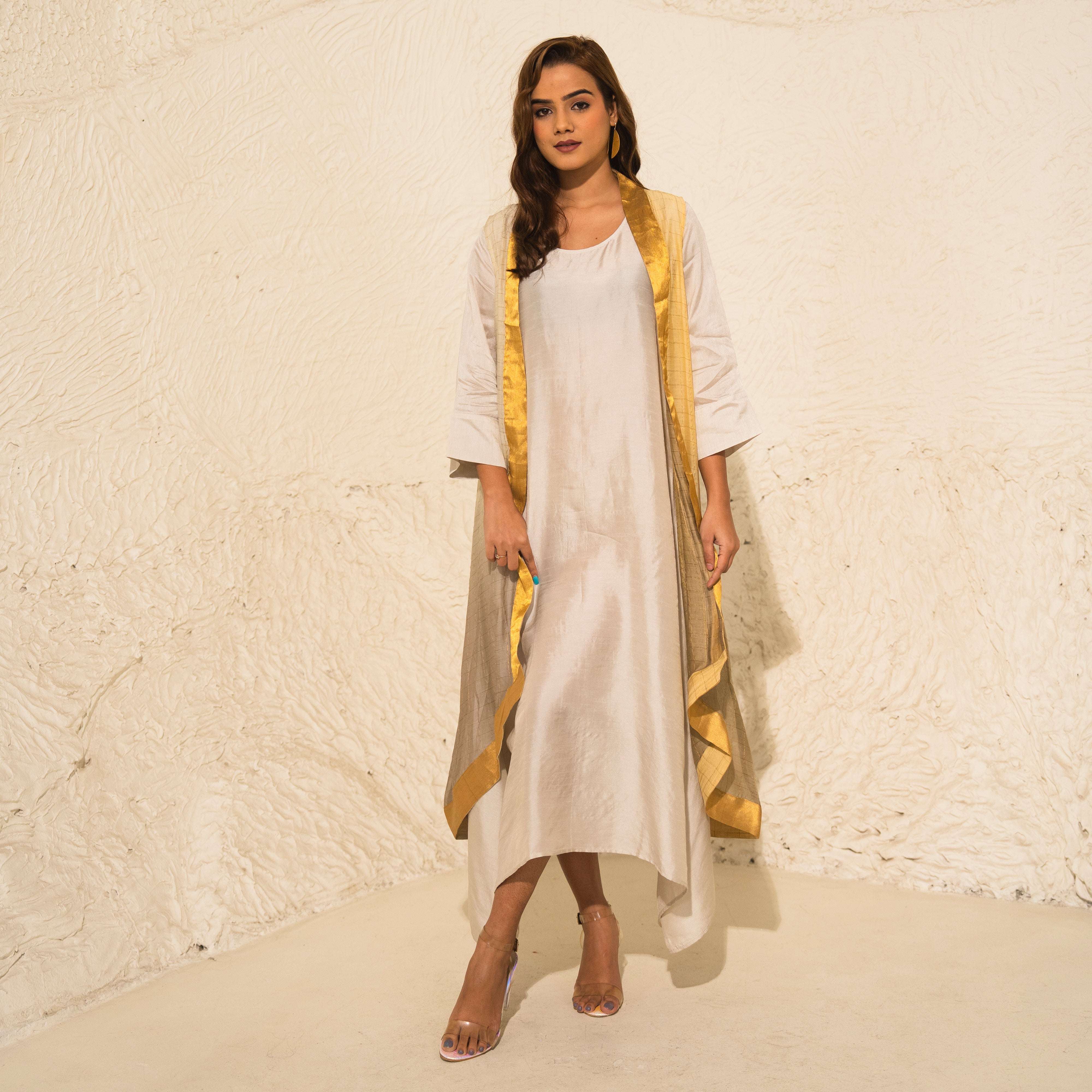 Ivory Silk Kurta With Hand Woven Tissue Cape (2 pc)