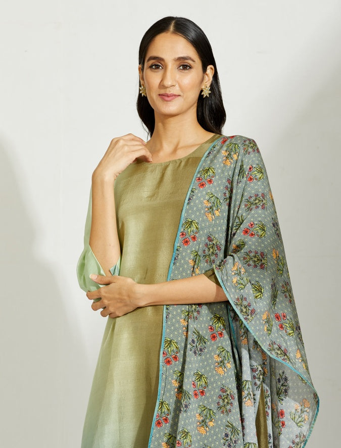 Olive Pista Asymmetric Dupion Silk Ombre Kurta With Silk Printed Stole