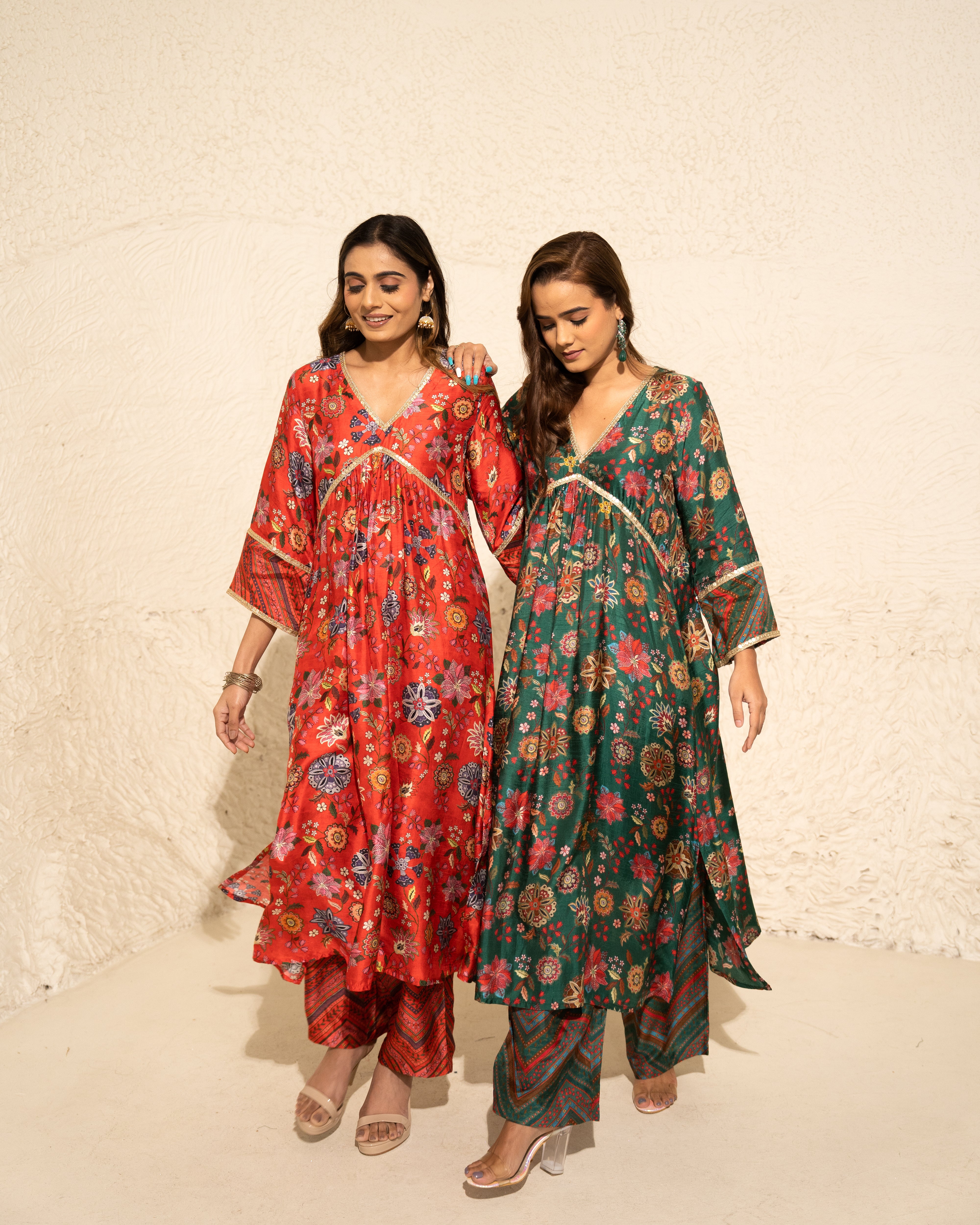 Green Kalamkari Gathering Ghera Royal Floral Print set (3 pc)