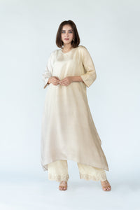 Ivory Ombre Kurta with heavy Banarasi Bandhej Dupatta