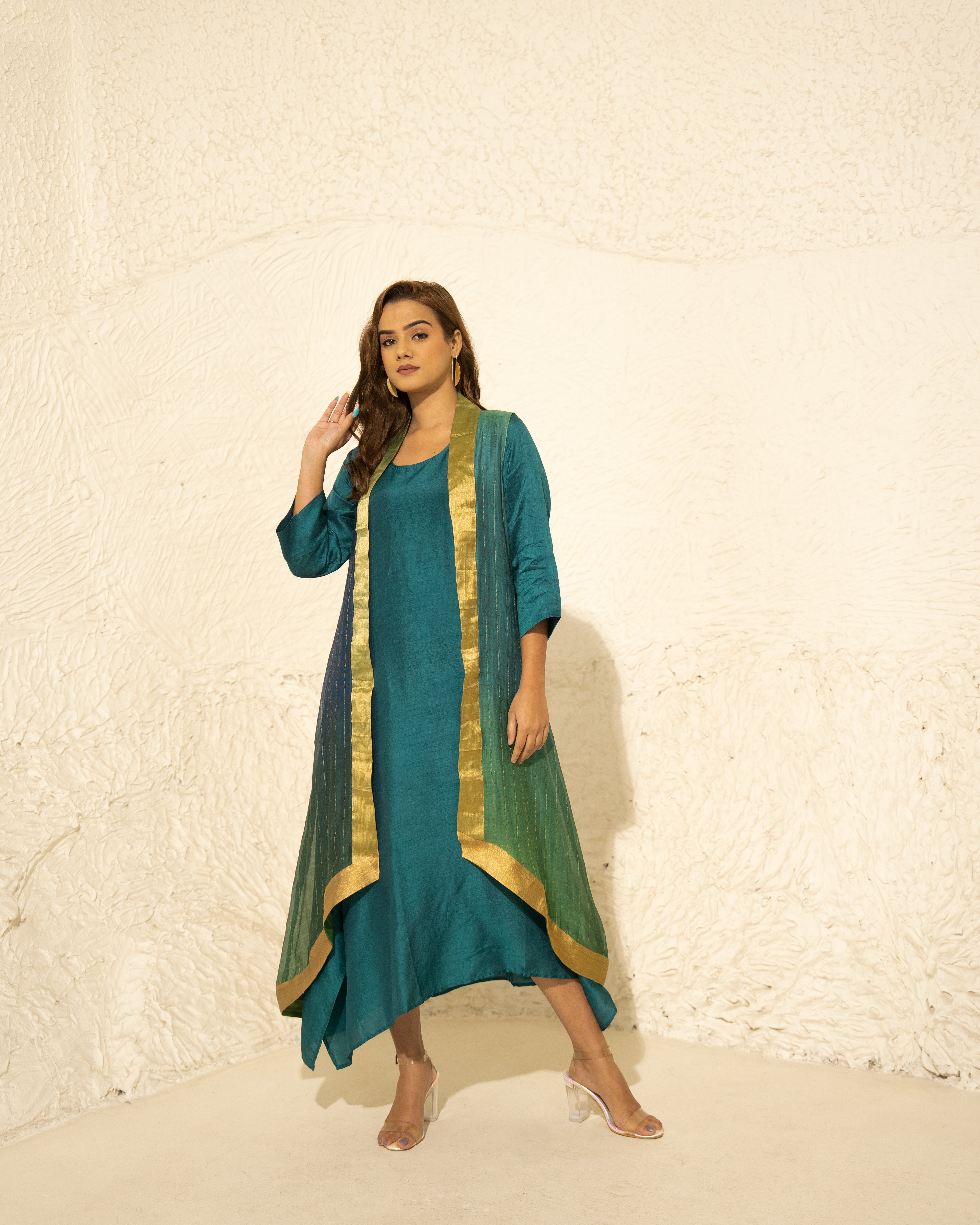 Green Blue Silk Kurta With Hand Woven Tissue Cape (2 pc)