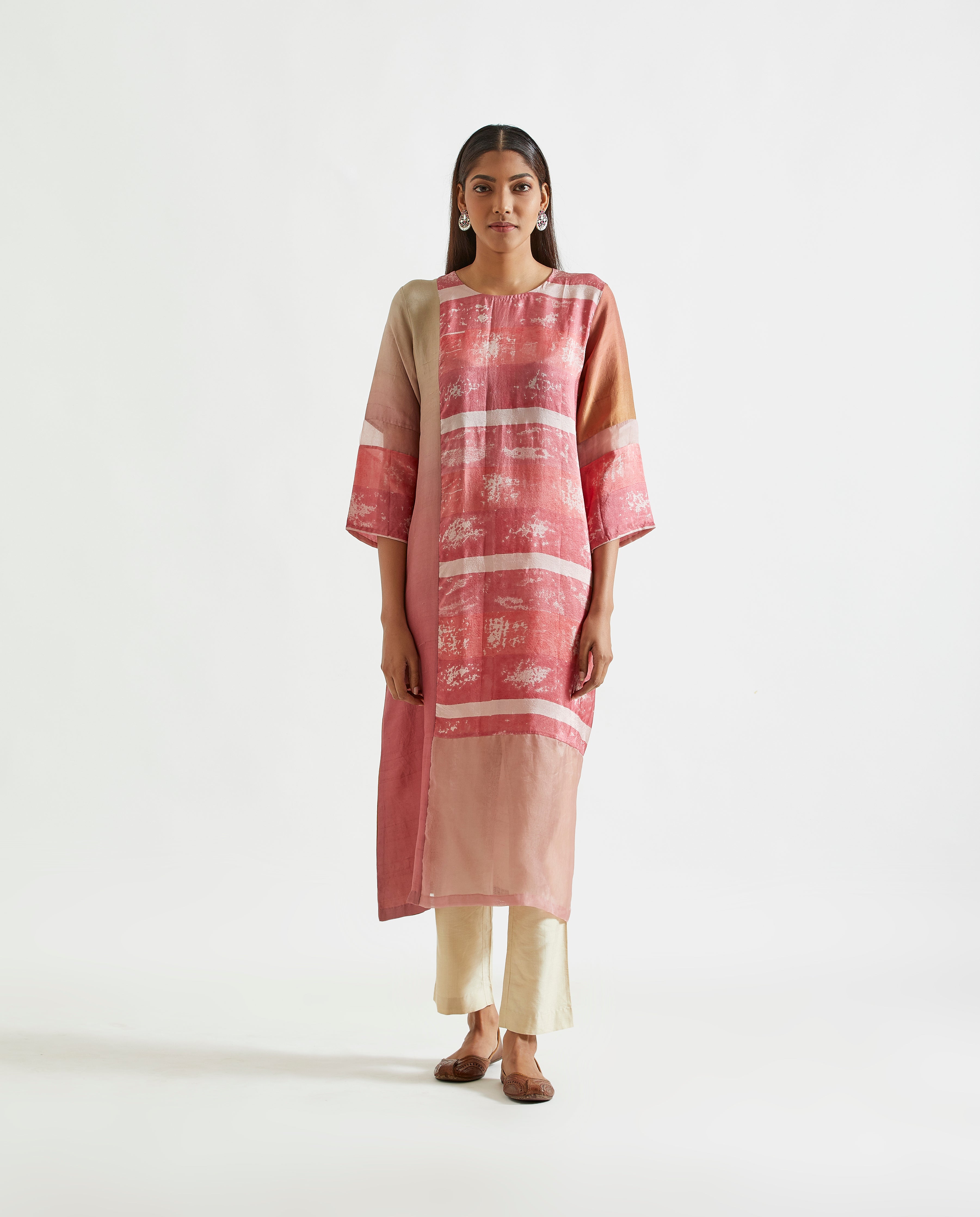 Limited Edition : Ombre Pink Long Kurta With Abstract Print All Over.