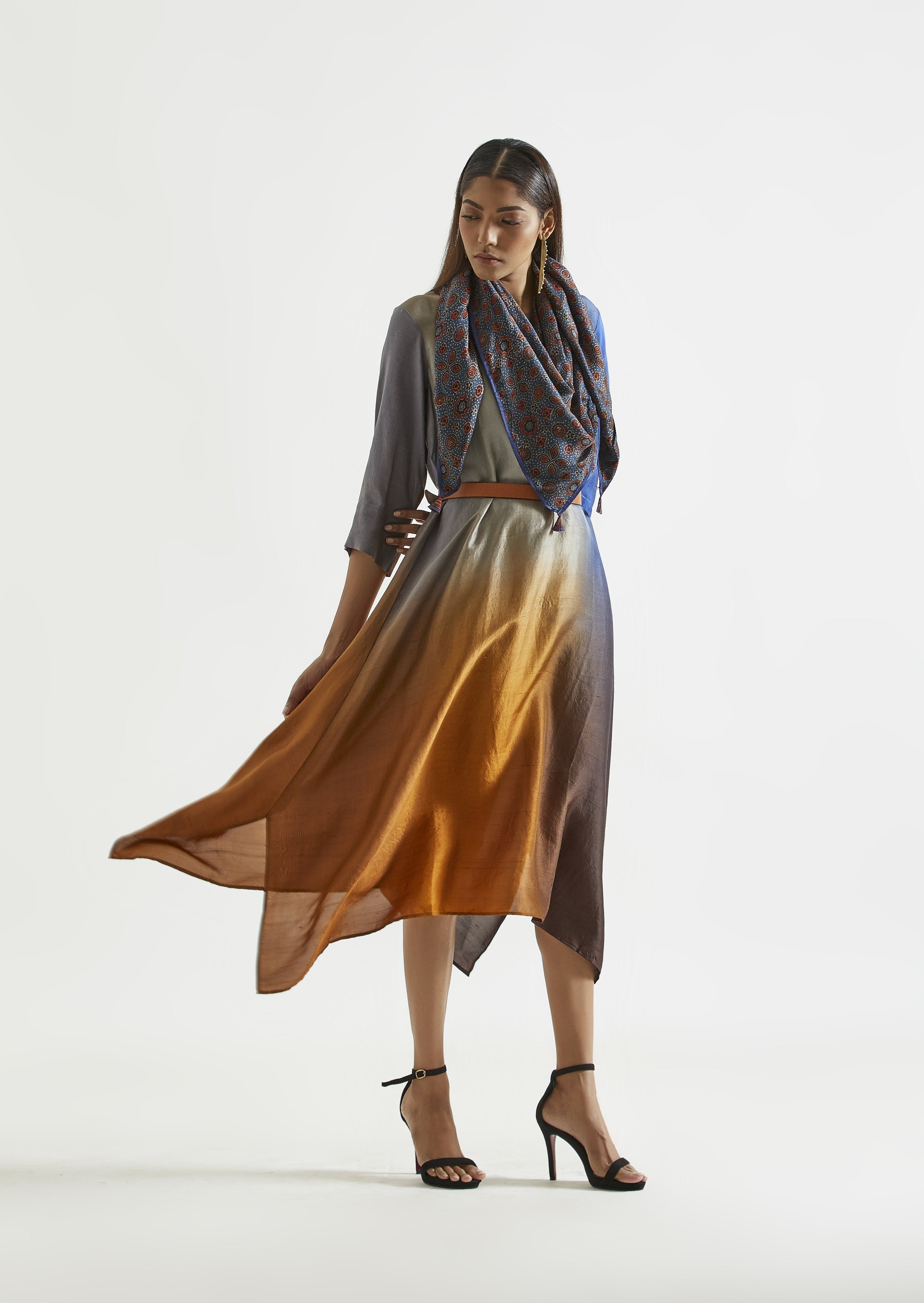 Ink Mustard Asymmetric Dupion Silk Ombre Kurta With Silk Printed Stole