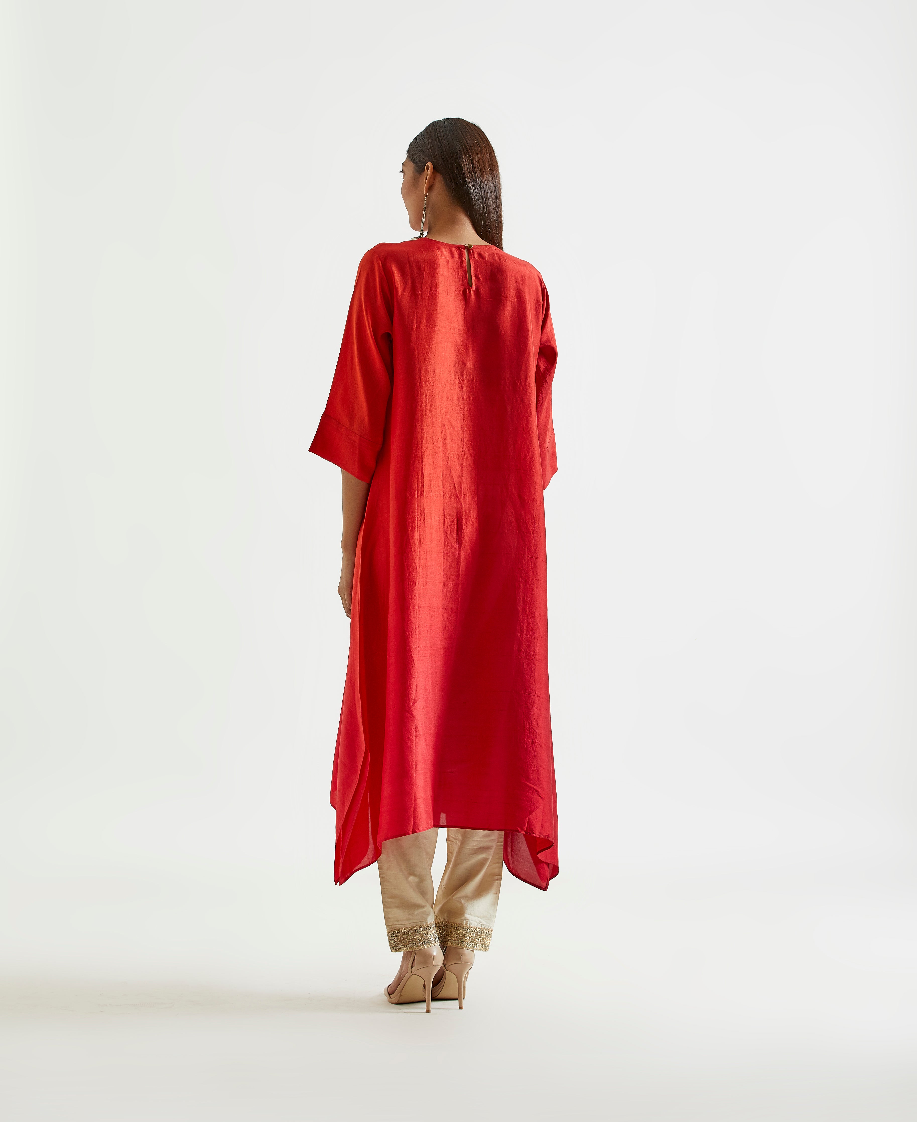Orange Red Asymmetric Dupion Silk Ombre Kurta With Printed Stole
