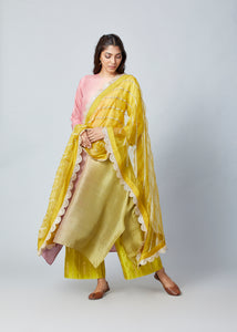 Peach Mauve Yellow Ombre Kurta With Embroidered Organza Scalloped Dupatta