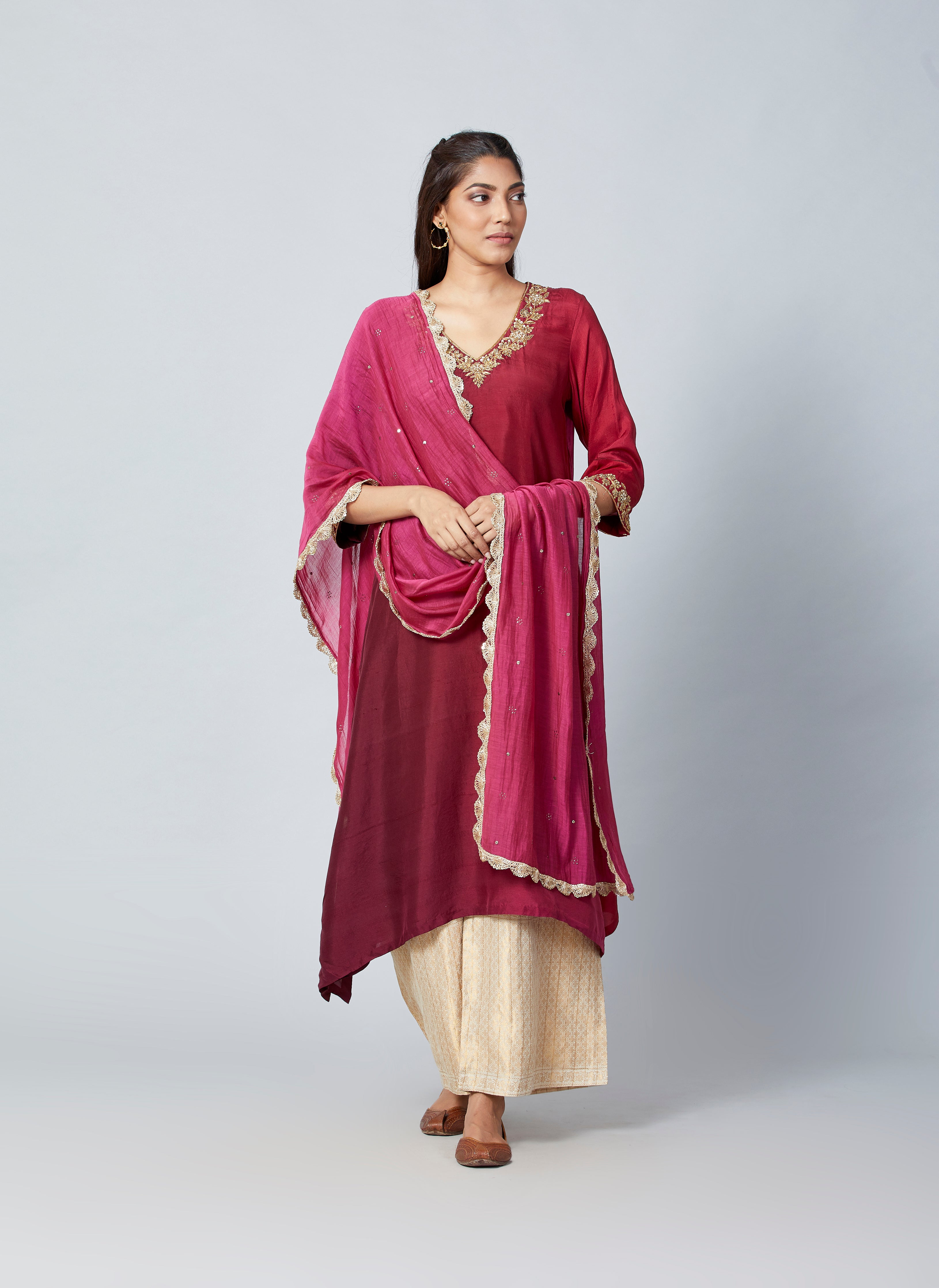 Festive Edit : Zardozi Handwoven Ombre Kurta With Mokesh Dupatta And Muga Tussar Zari Woven Pants.