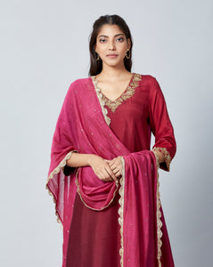 Festive Edit : Zardozi Handwoven Ombre Kurta With Mokesh Dupatta And Muga Tussar Zari Woven Pants.