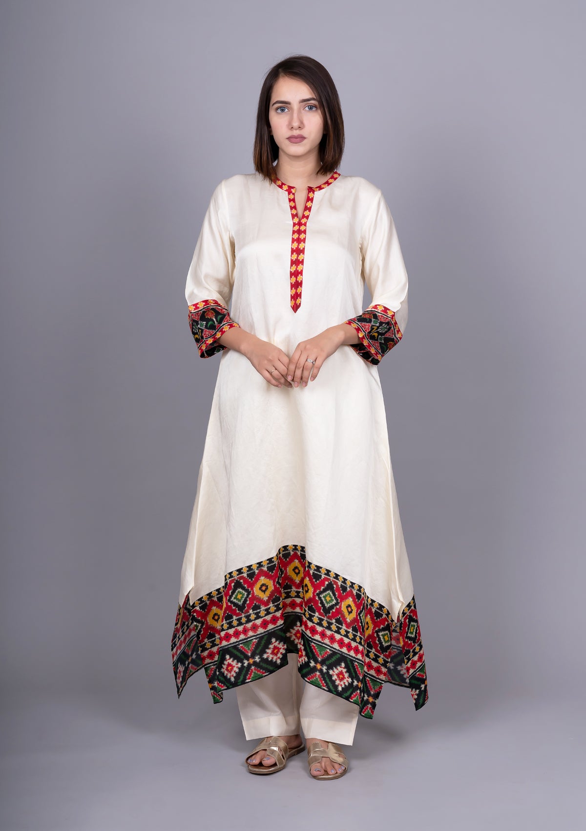 White Kurta With Asymmetric Patola Print Hemline