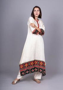 White Kurta With Asymmetric Patola Print Hemline
