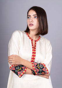 White Kurta With Asymmetric Patola Print Hemline