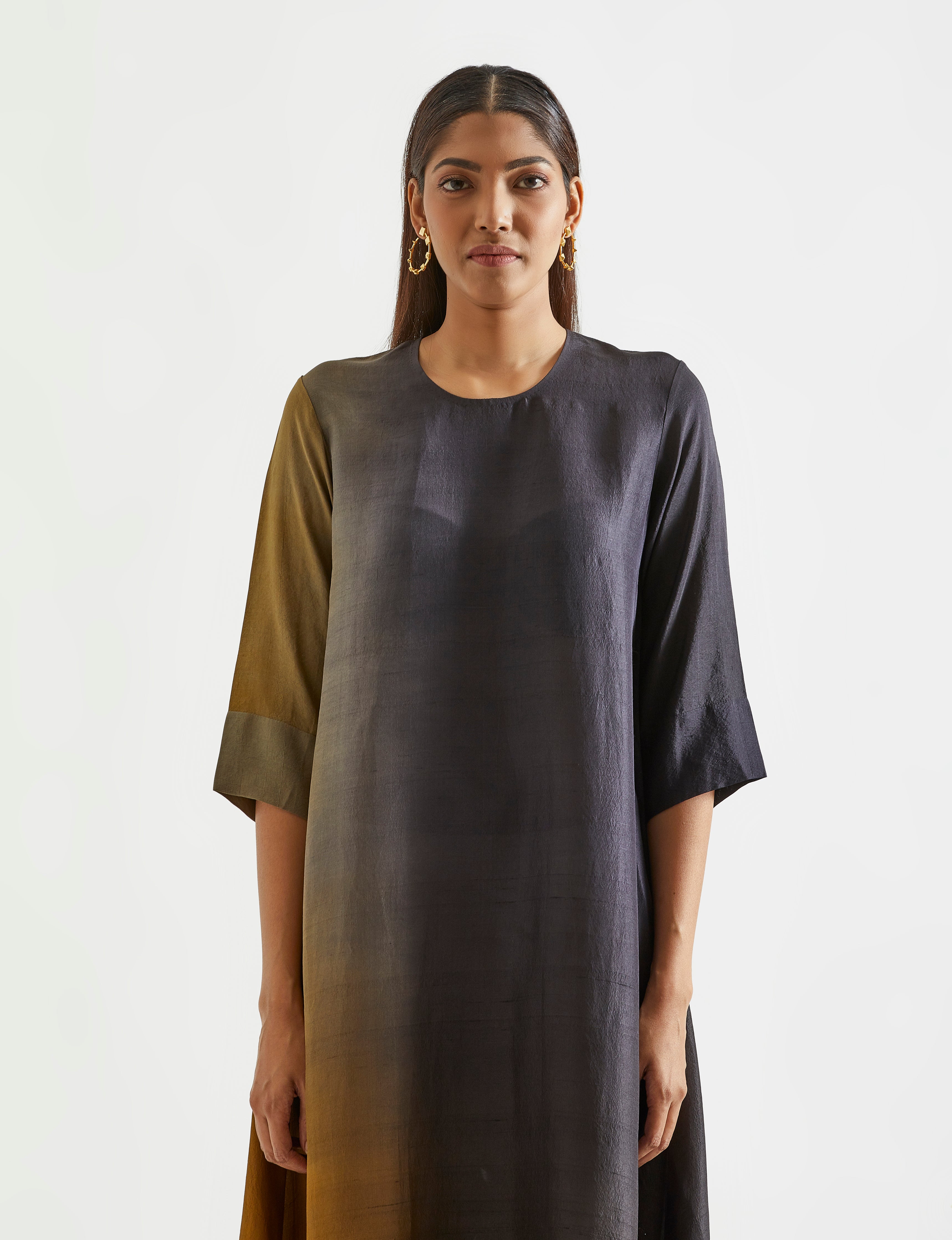 Black Olive Asymmetric Dupion Silk Ombre Kurta With Silk Printed Stole.