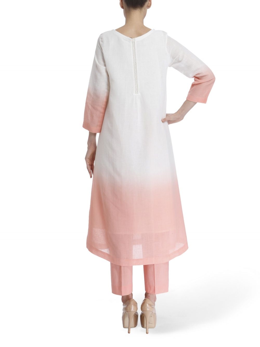 Peach Linen Dip Dyed Set With Minimal Details Paired With Embroidered Stole .